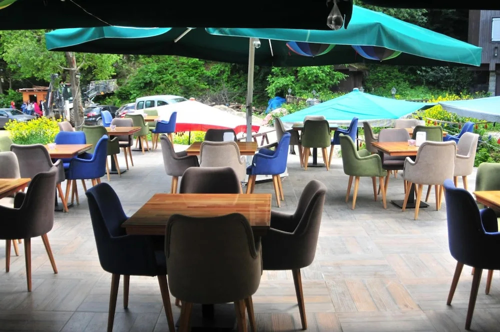 Dilek Suit & Cafe