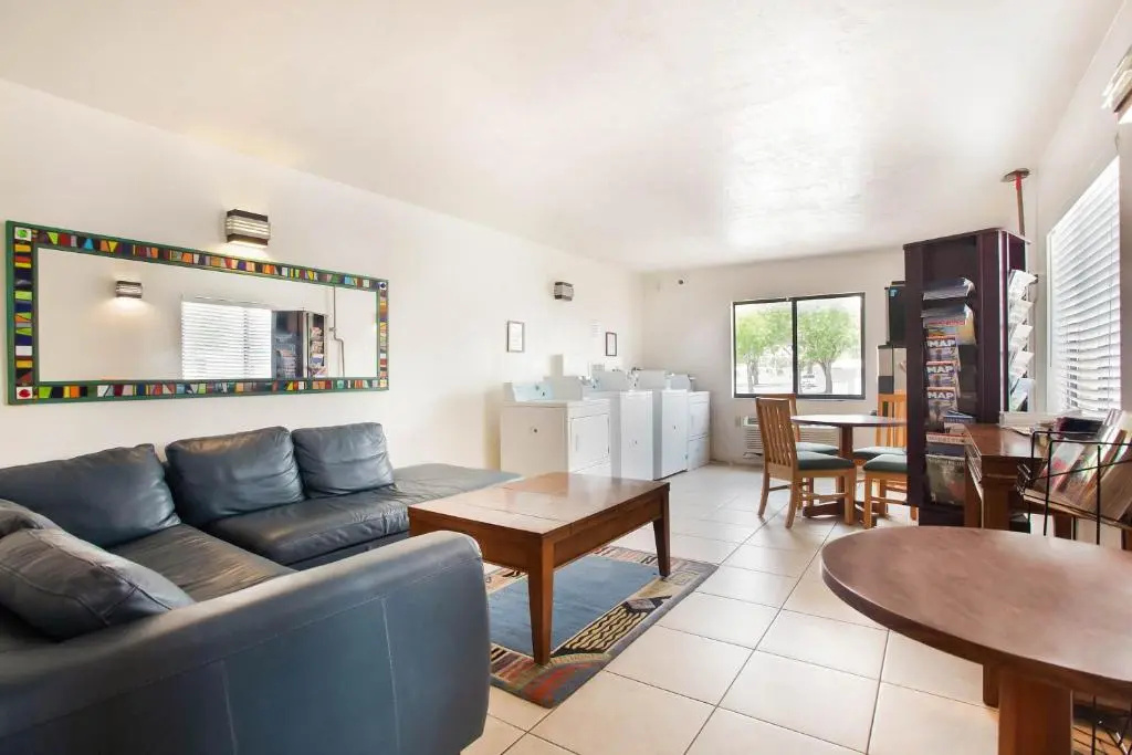OYO Waterfront Hotel- Cape Coral Fort Myers, FL