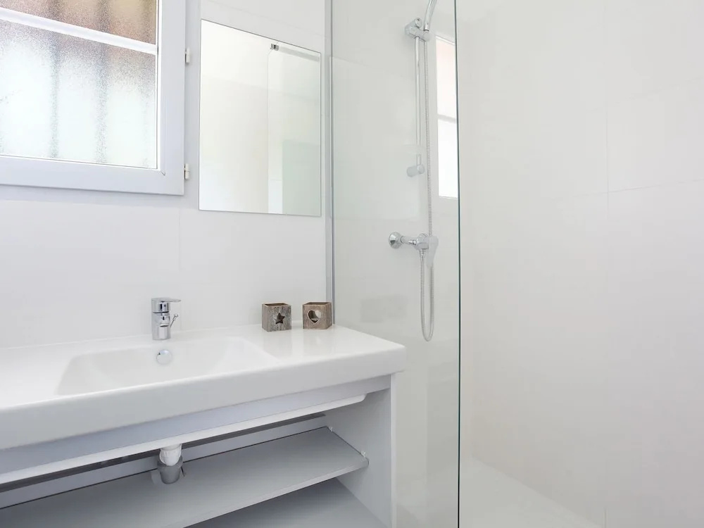 Charming apartment with AC not far from the beautiful coast