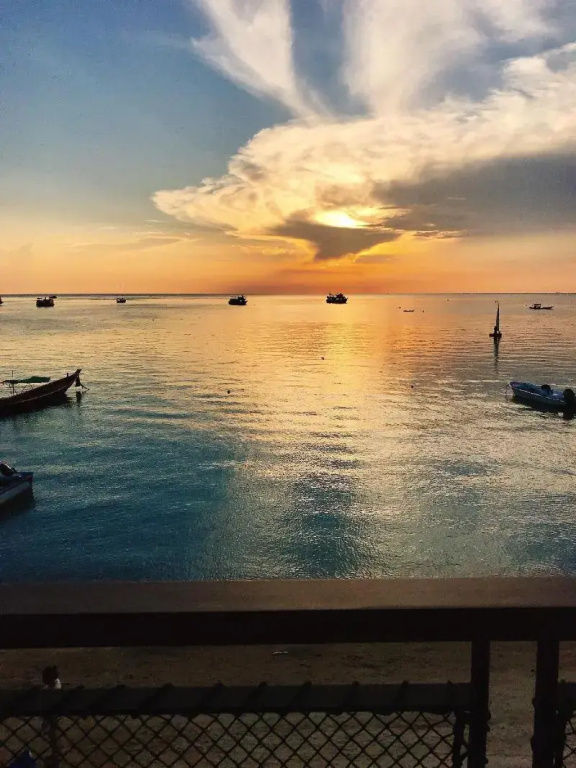 Blue Tao Beach Hotel - SHA Plus