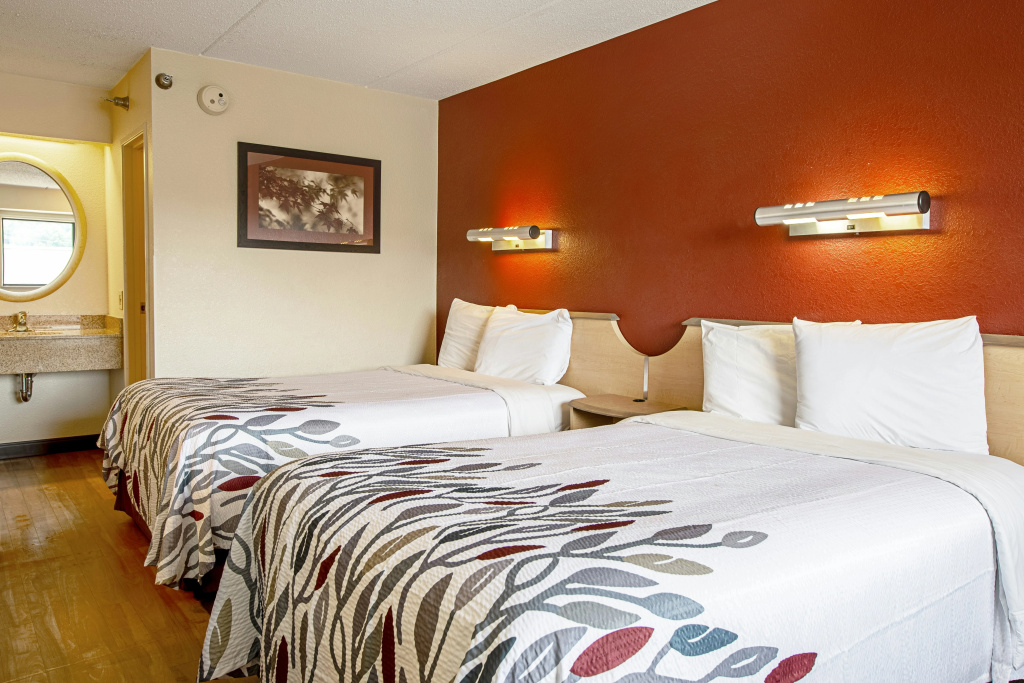 Red Roof Inn Canton