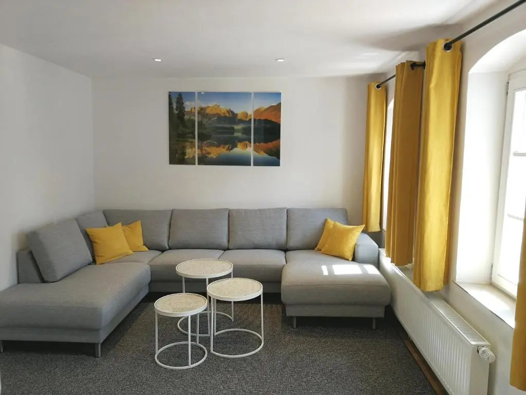 St Lukas Apartments