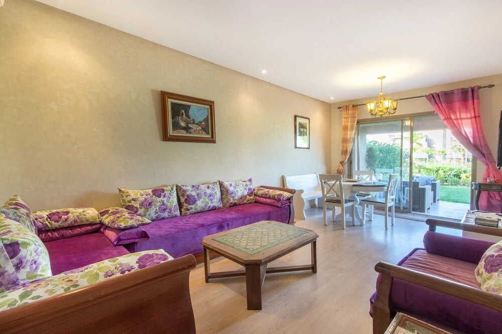 Family Relaxation in Prestigia Opale