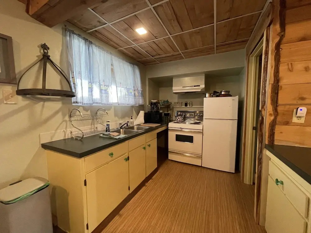 Bayshore RV Park & Guest Suites