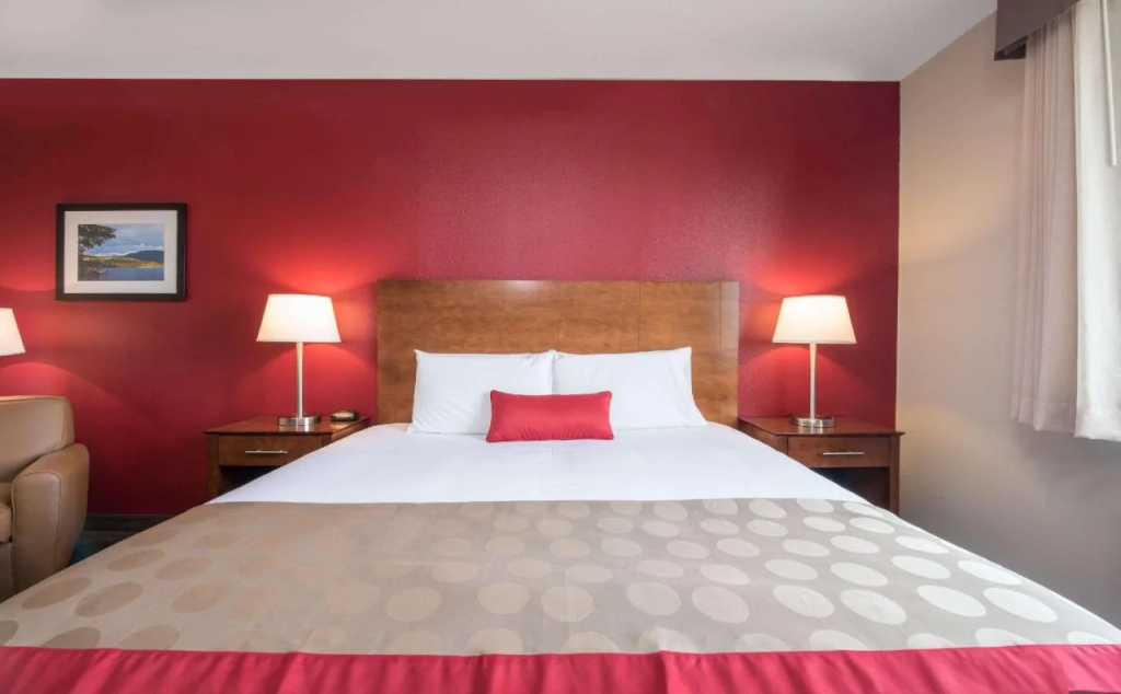 Ramada by Wyndham Williston Airport
