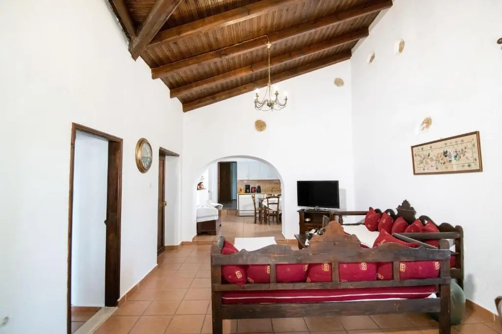 Villa Roupes Stone