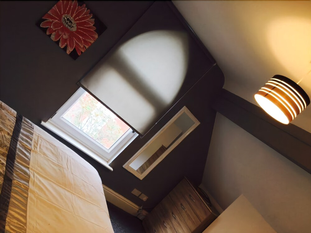 Townhouse @ Camm St
