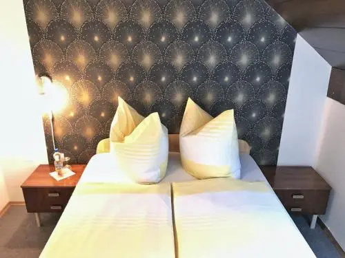 Motel Reich
