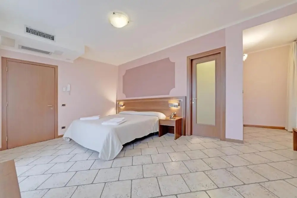 Hotel Grotto Bagat