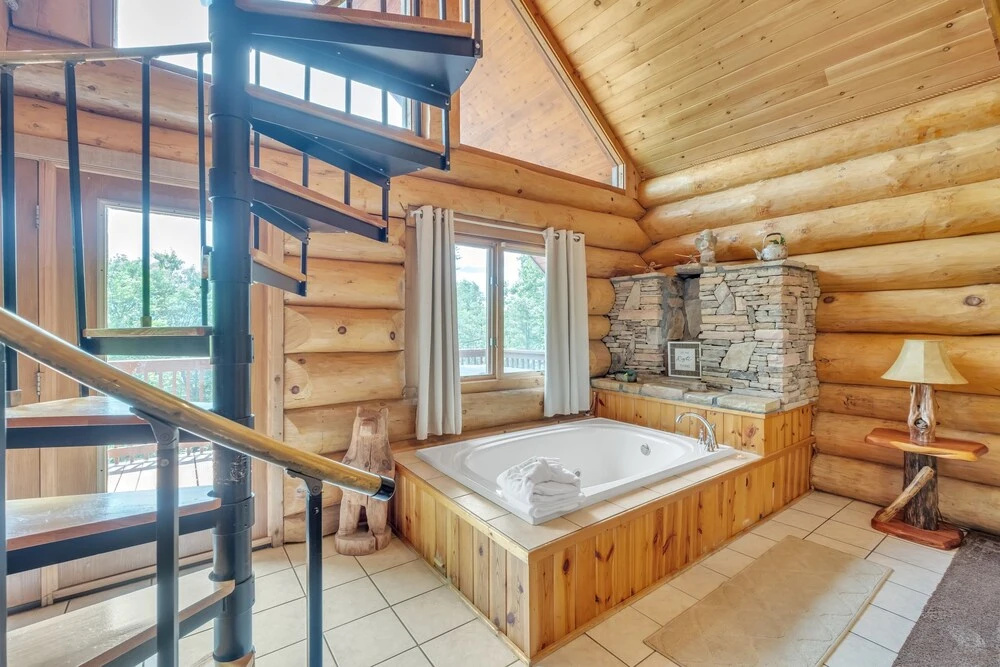Stunning Views - Amazing Mountain Views 2 Bedroom Cabin by Heavenly Views Resort