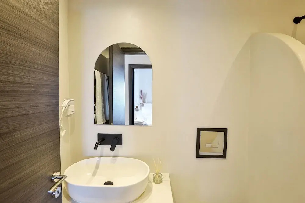 Penthouse & apartments by the Sea airport Airstay