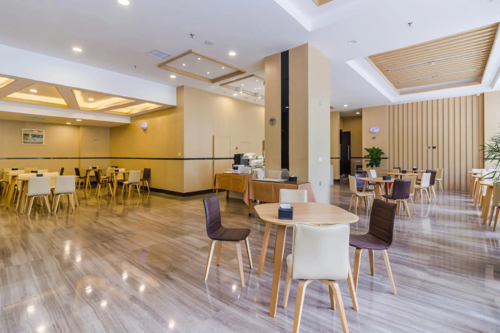 Sunny World Hotel