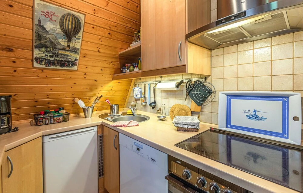 Lovely Home In Friedrichskoog With Wifi