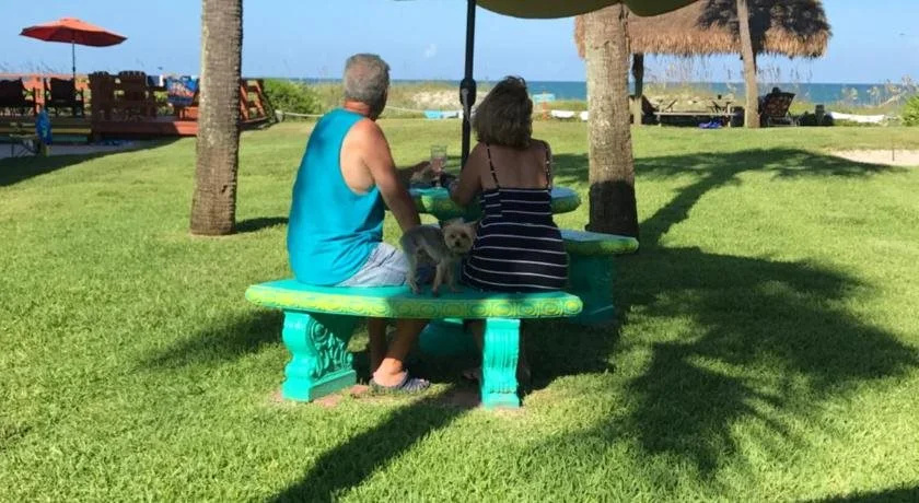 South Beach Inn - Cocoa Beach