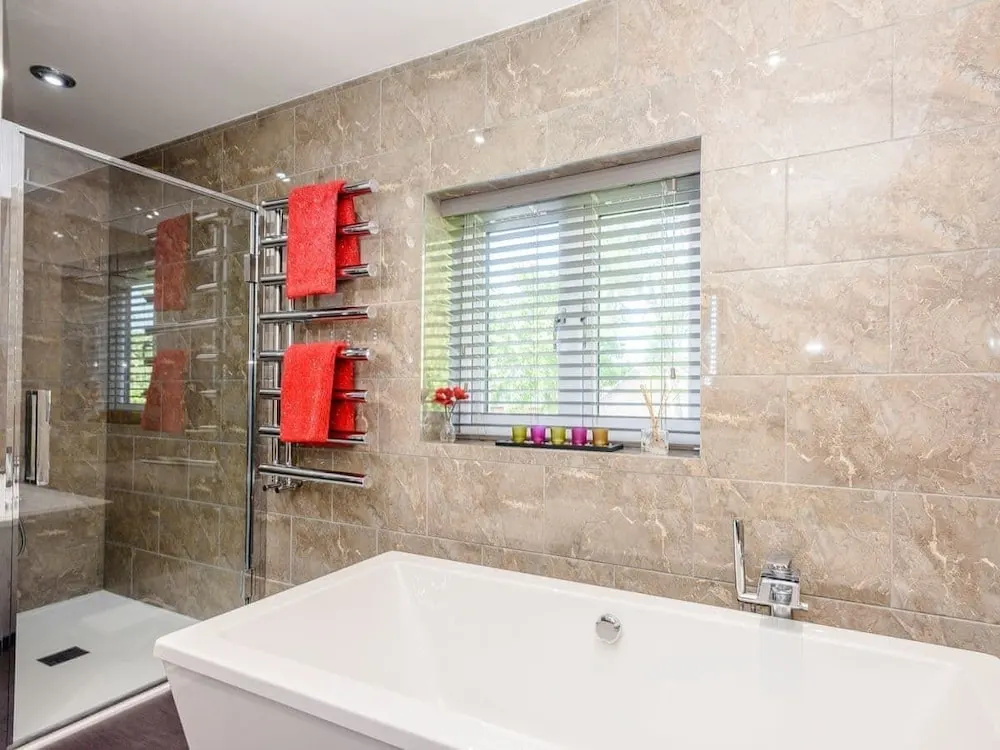 Kingfisher Lodge - 4 Bed Villa