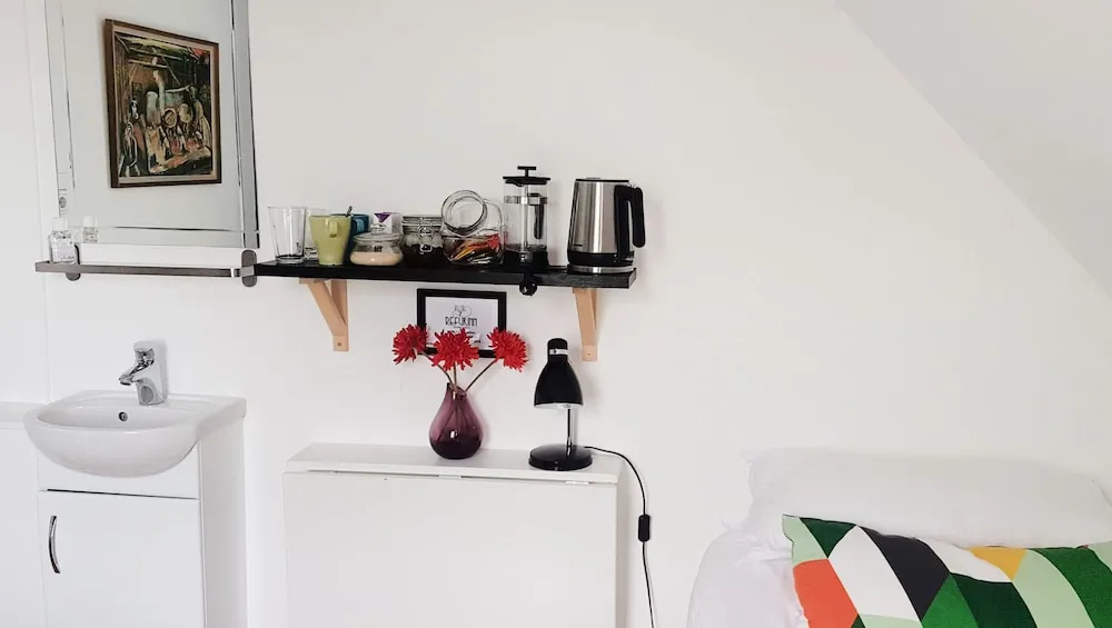 Refurinn Reykjavik Guesthouse