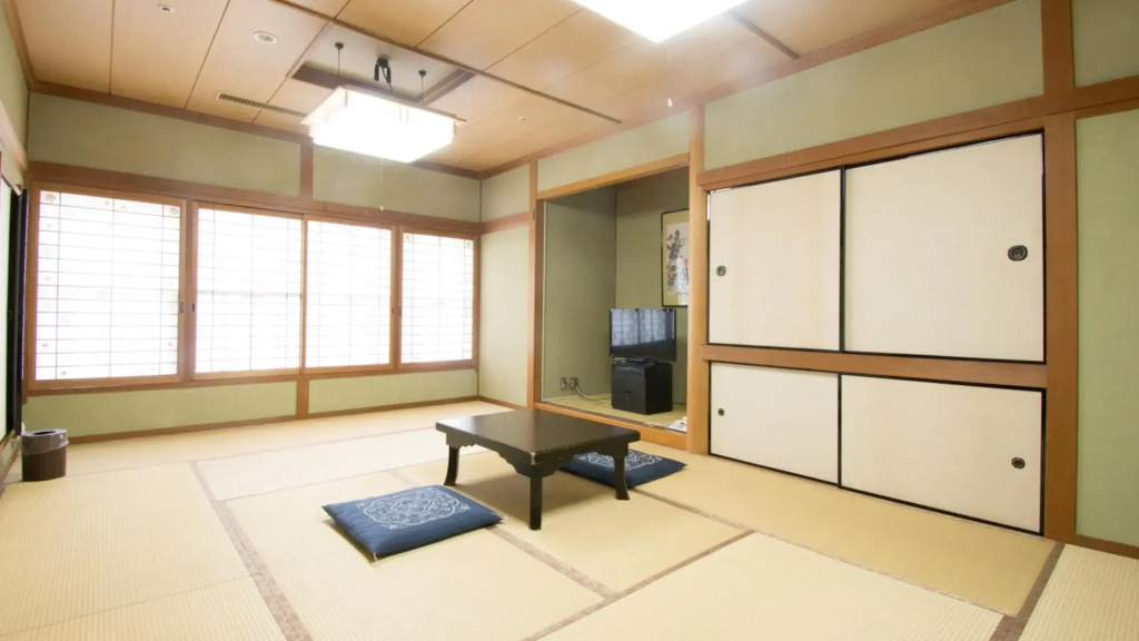 Kanonji Grand Hotel