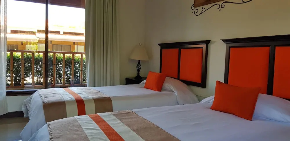 Hotel Lapas Volando