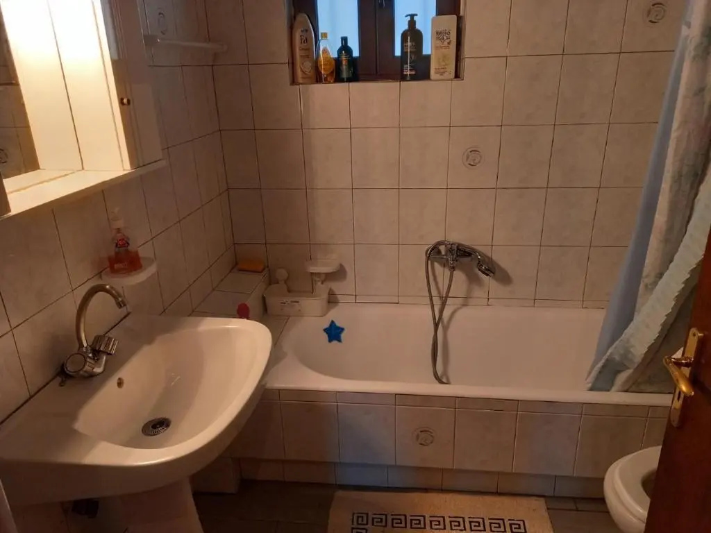 Kontolati's Mountain House