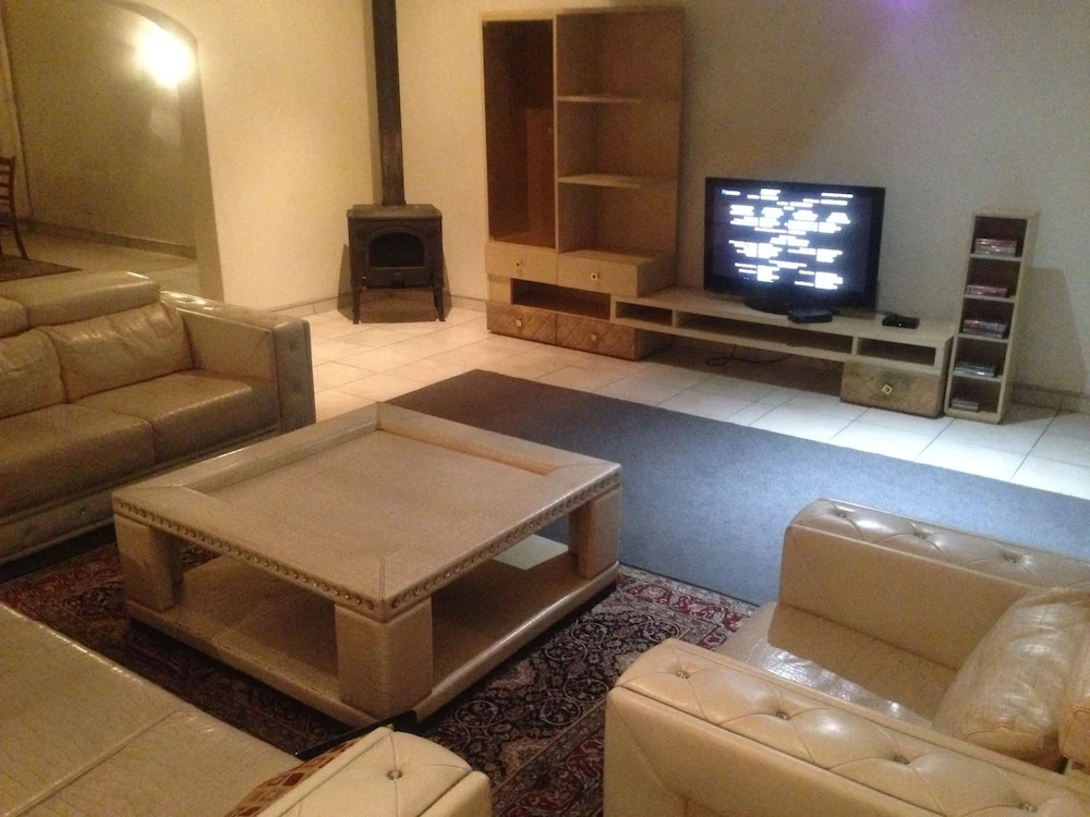Noraclox Riverclub
