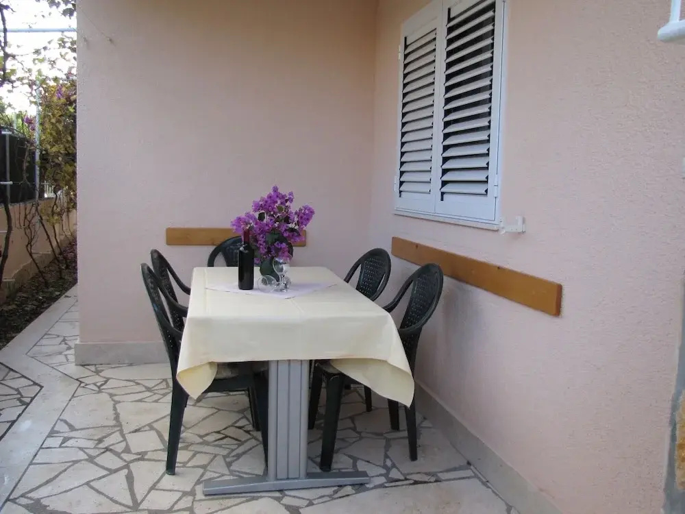 Apartments Zdravko