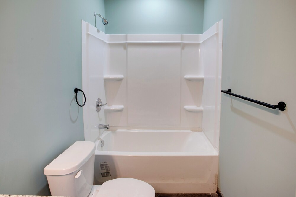Great for Med Professionals! Dtwn Florence Condo