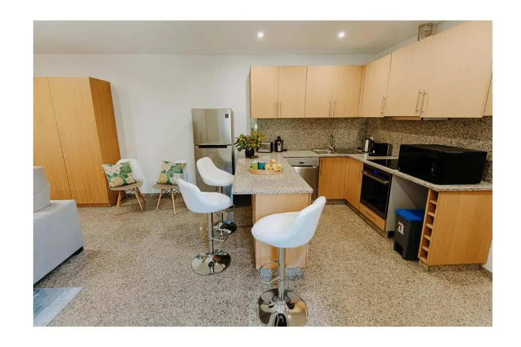 Regina Surf House - Villas with Private Pool