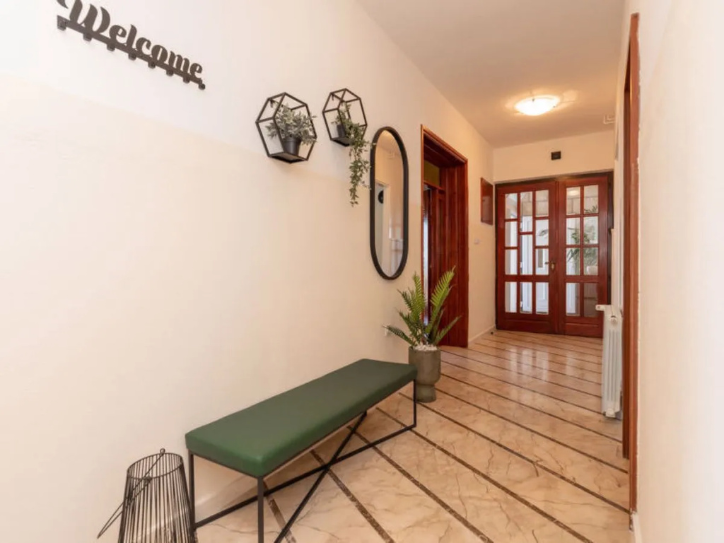 Apartment Villa Andro by Interhome