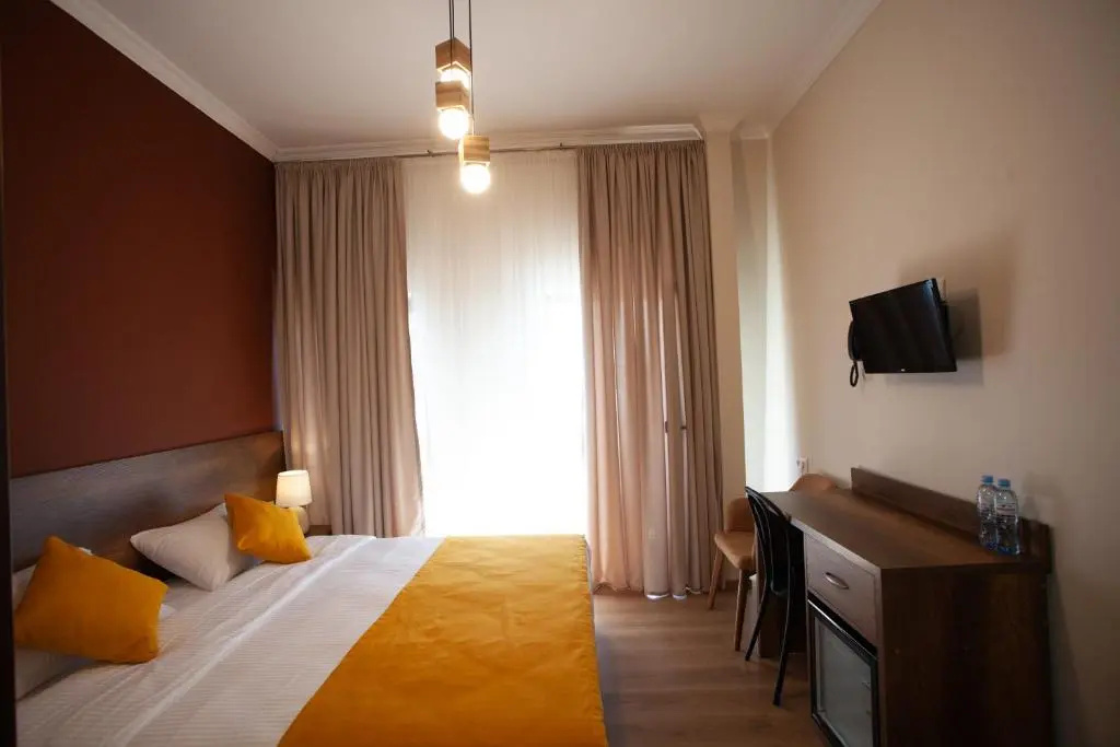 Hotel Avenue 106