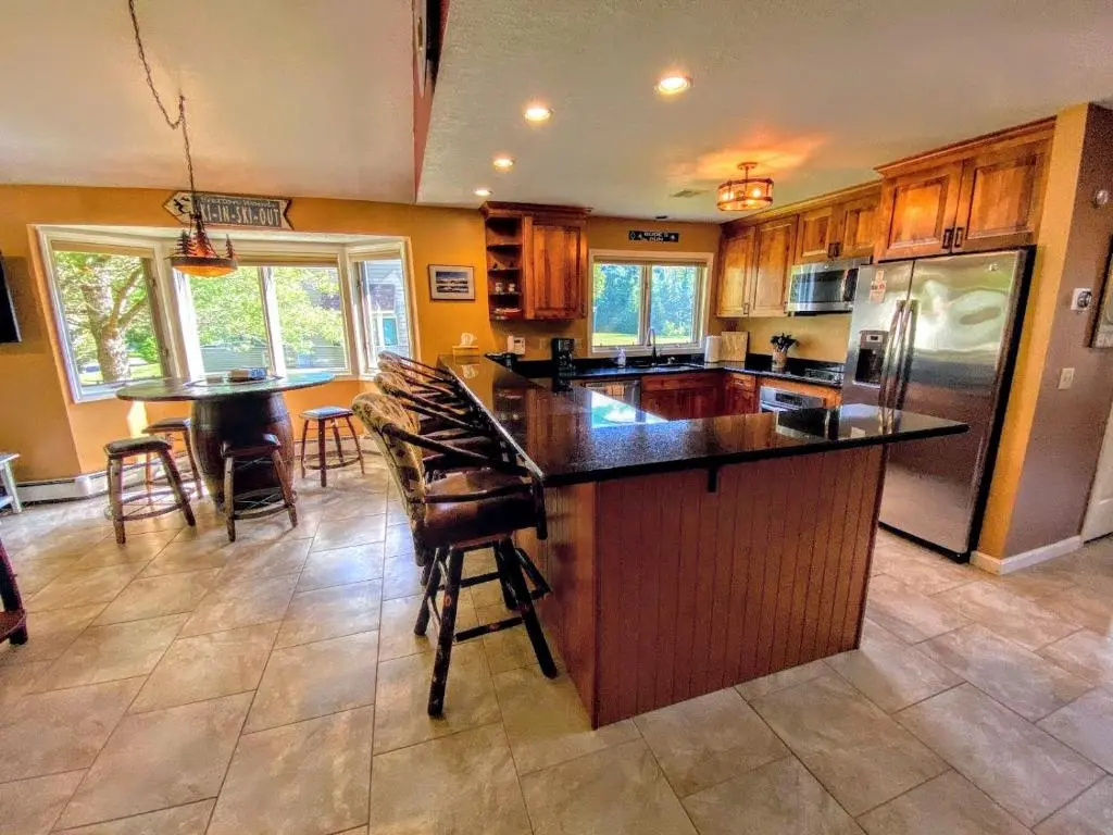 G5 Wow Stunning Single Level Home Next To Golf Course And Mt Washington Hotel Ac Skiing