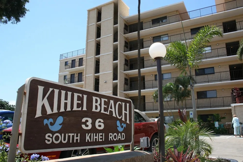 Kihei Beach #306 by Ali'i Resorts