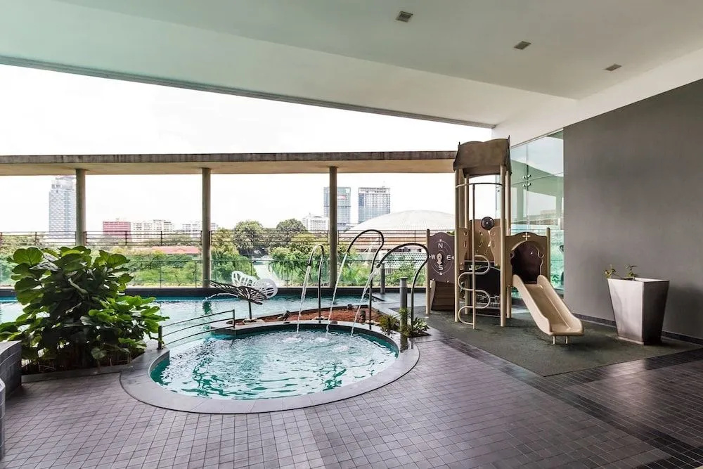 Modern 2Br Suite In Bukit Bintang