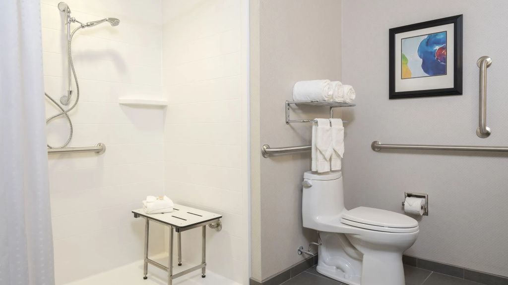 Holiday Inn Indianapolis Airport by IHG