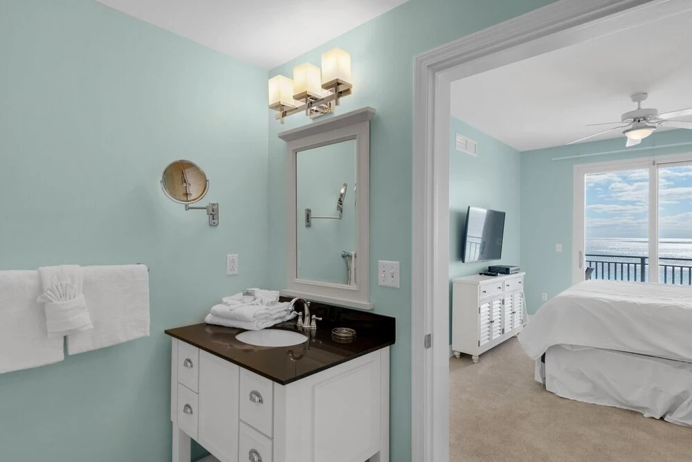 Sterling Breeze 904 by RealJoy Vacations