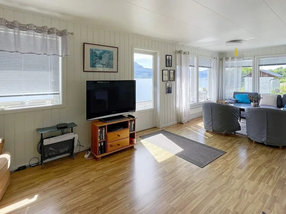 5 person holiday home in averøy