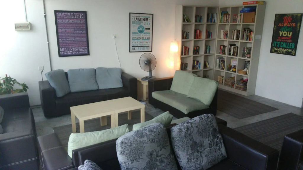 Bed and Bike Backpacker Studio - Hostel
