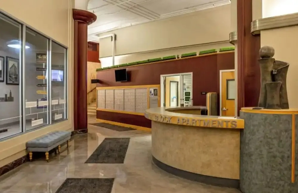 Beautiful 2BR 2BA In The Block by CozySuites
