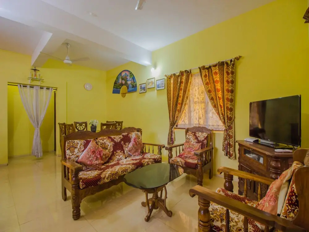 OYO 12864 Home Pool Facing 3BHK Beatlbatim