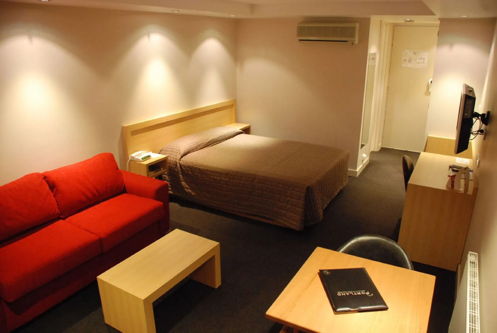 Richmond Henty Hotel