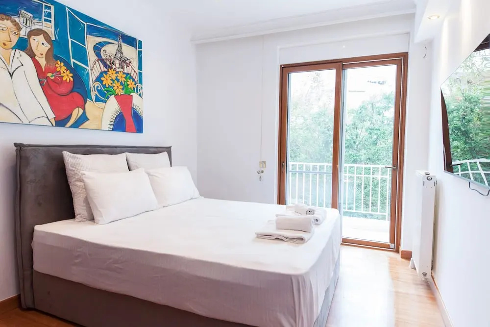 Riviera Retreat 3 Bd Voula Luxury Haven