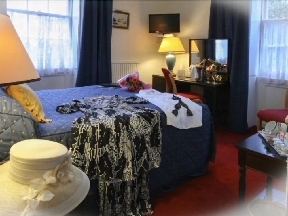 Lydney House - Guest house