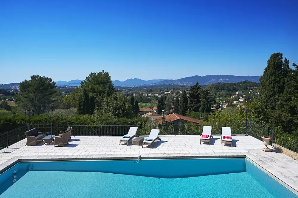 L'ORANGERAIE VI2077 by RIVIERA HOLIDAY HOMES