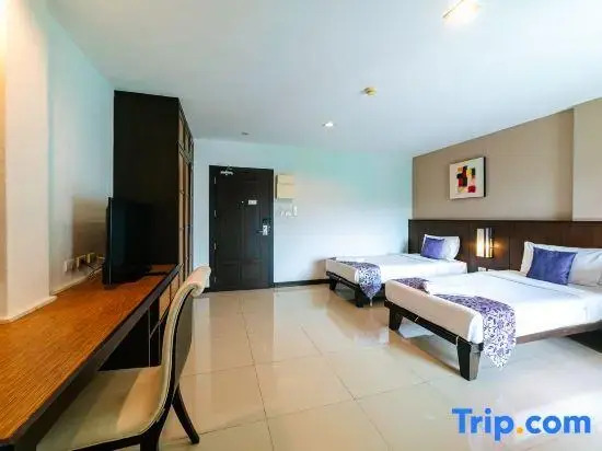 Ratana Hotel Sakdidet, Phuket Town