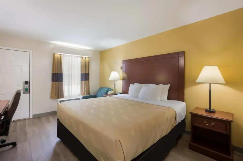 Quality Inn & Suites