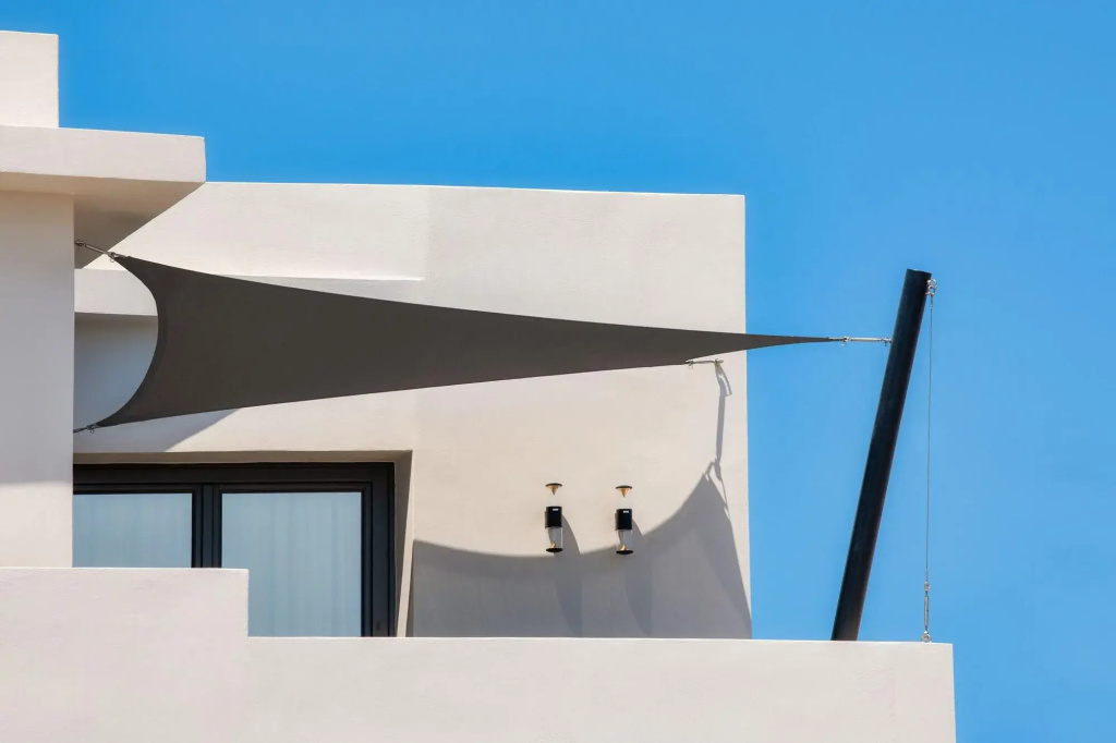 Uma Ray Suites