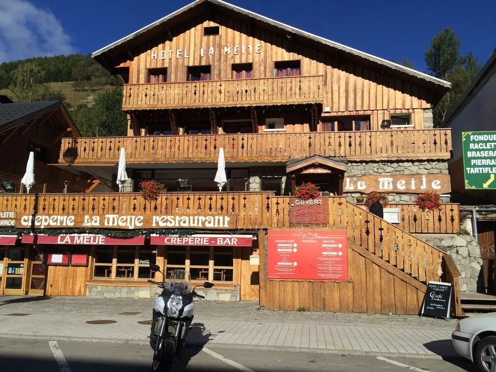 Hotel La Meije
