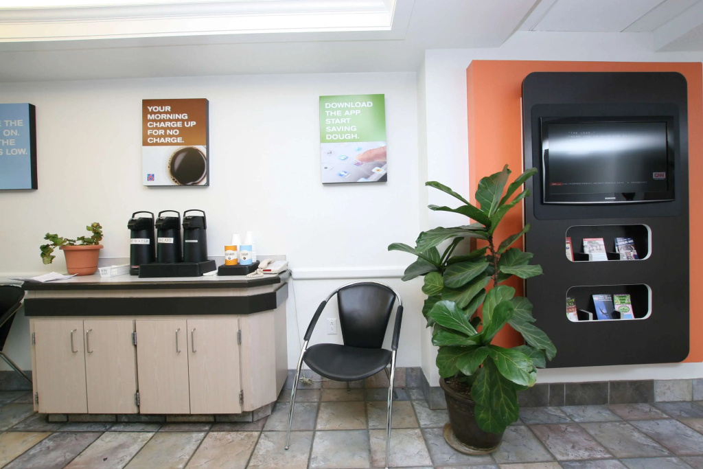 Motel 6-Colchester, VT - Burlington