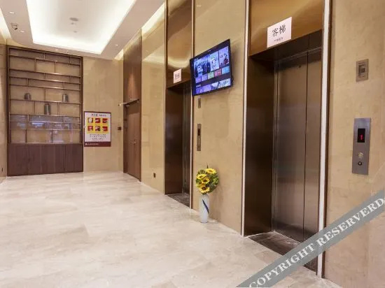 Rezen Yunman Hotel