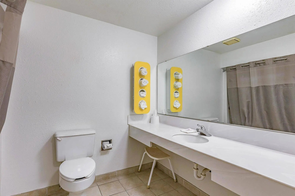 Red Lion Inn & Suites Saint Louis