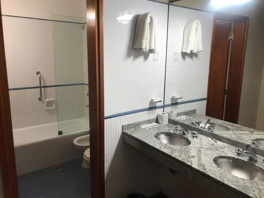 Riviera Hotel & Spa